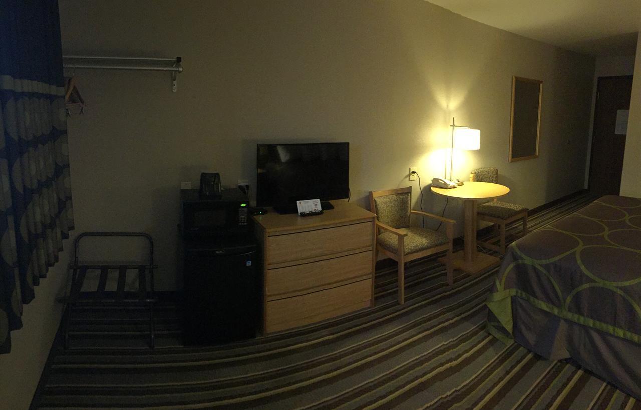 Super 8 By Wyndham Dillon Motel Kültér fotó